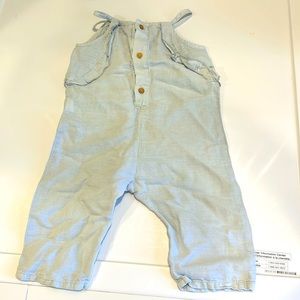 Zara Baby one pieces gray with brown faux wood buttons . Size 12-18 mos.